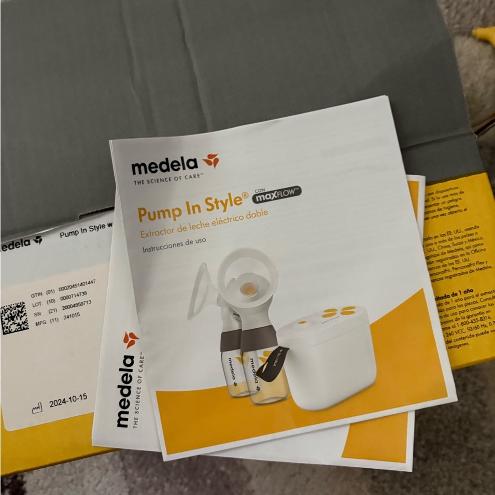 Medela Pump In Style with MaxFlow Technology - Picture 3 of 3